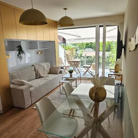 Infinity Lellemarine Apartament *