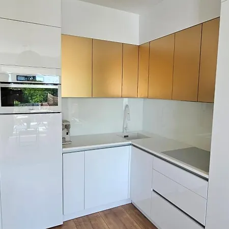 Infinity Lellemarine