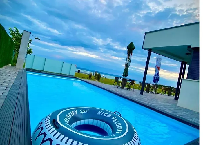 Apartment Infinity Lellemarine